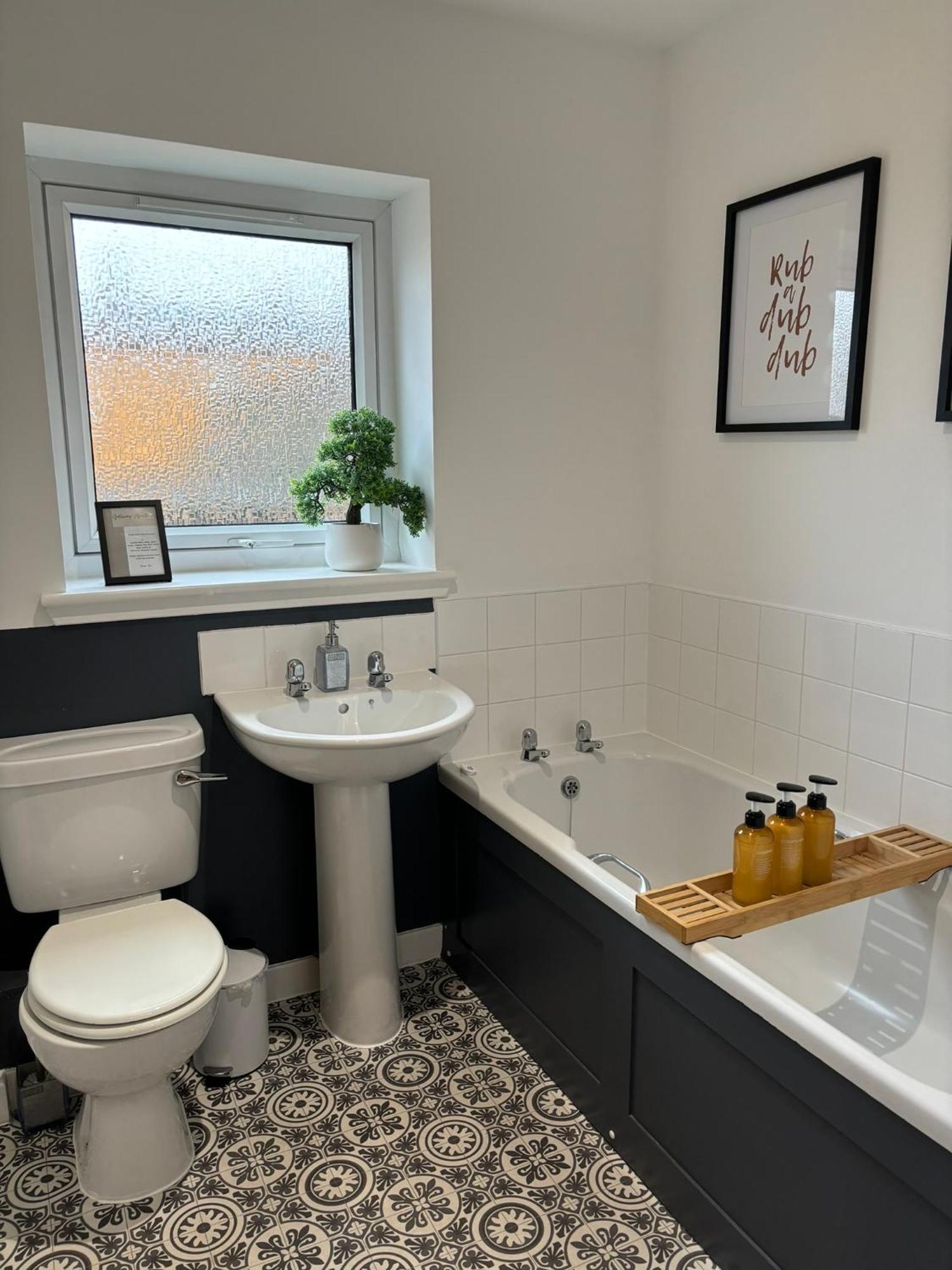 Gateway Apartment Inverness Bagian luar foto